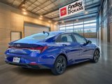 Used 2022 Hyundai Elantra SEL w/ Preferred Accessory Package image 5