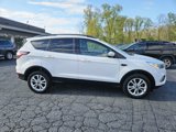Used 2018 Ford Escape SE image 5
