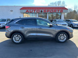 Used 2022 Ford Escape SE w/ Cold Weather Package image 4