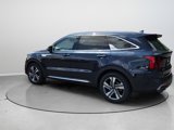 Used 2023 Kia Sorento EX w/ Panoramic Sunroof Package image 3