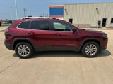 Used 2019 Jeep Cherokee Latitude w/ Cold Weather Group image 4