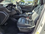 Used 2023 Buick Envision Essence image 3
