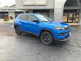 Used 2025 Jeep Compass Latitude w/ Altitude Special Edition image 2