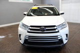 Used 2017 Toyota Highlander XLE image 2
