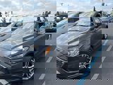 Used 2018 Ford Fusion SE w/ Fusion SE Technology Package image 2