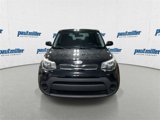 Used 2017 Kia Soul image 3