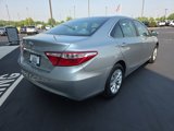 Used 2016 Toyota Camry LE image 4