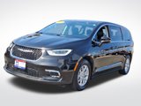 Certified 2023 Chrysler Pacifica Touring-L image 5