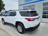 Used 2021 Chevrolet Traverse LT image 3