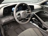 Used 2023 Hyundai Elantra SEL w/ Convenience Package image 4
