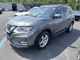 Used 2019 Nissan Rogue SV image 3