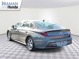 Used 2023 Hyundai Sonata SE w/ Preferred Accessory Package image 4