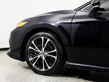 Used 2018 Toyota Camry SE image 6