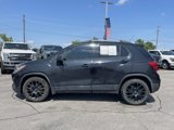 Used 2021 Chevrolet Trax LT w/ Midnight Edition image 4