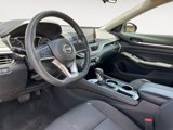 Used 2023 Nissan Altima 2.5 SV image 2