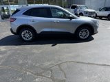 Certified 2022 Ford Escape SE w/ Cold Weather Package image 2