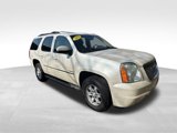 Used 2012 GMC Yukon SLT w/ SLT-2 Equipment Package image 3