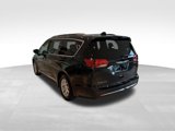 Used 2020 Chrysler Pacifica Touring-L image 2
