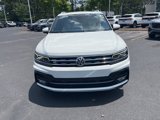 Used 2018 Volkswagen Tiguan SEL Premium w/ R-Line Package image 2