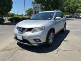 Used 2015 Nissan Rogue SL w/ SL Premium Package image 3