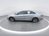 Used 2017 Toyota Camry SE image 5
