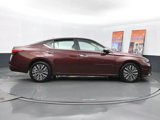 Used 2024 Nissan Altima 2.5 SV image 4