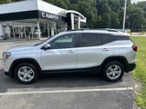 Used 2022 GMC Terrain SLE w/ Driver Convenience Package image 3