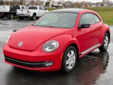 Used 2013 Volkswagen Beetle 2.0T image 4