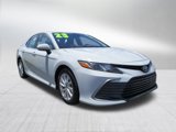 Used 2023 Toyota Camry LE image 2
