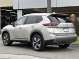 Used 2024 Nissan Rogue SL image 5