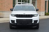 Used 2023 Jeep Grand Cherokee L Laredo image 3