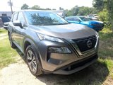 Used 2023 Nissan Rogue SV image 2