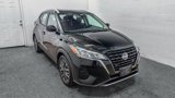 Used 2023 Nissan Kicks SV image 2