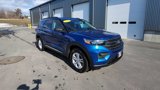 Used 2022 Ford Explorer XLT image 2