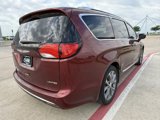 Used 2019 Chrysler Pacifica Limited image 3