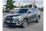 Used 2017 Toyota Highlander LE image 2