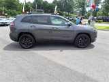 Used 2020 Jeep Cherokee Latitude Plus image 3