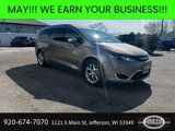 Used 2018 Chrysler Pacifica Limited image 2