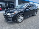 Used 2018 Nissan Rogue SV image 3