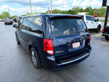Used 2017 Dodge Grand Caravan SXT image 2