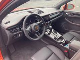 Certified 2024 Porsche Macan image 4