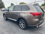Used 2016 Mitsubishi Outlander SE image 6