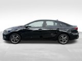 Used 2022 Kia Forte LXS image 2