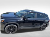 Used 2023 Volkswagen Taos SE image 2