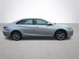Used 2017 Toyota Camry SE image 5