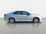 Used 2014 Toyota Camry SE image 4