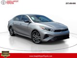 Used 2023 Kia Forte GT-Line image 1