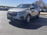Used 2024 Chevrolet Equinox LS w/ LS Convenience Package image 2