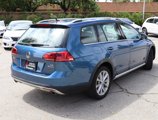 Used 2017 Volkswagen Golf Alltrack S image 3