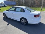 Used 2017 Volkswagen Jetta SE image 5